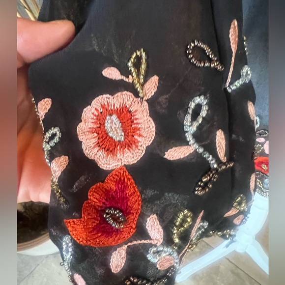 Sheer beaded crochet ladies top vintage small/medium black with floral crochet - Picture 6 of 16